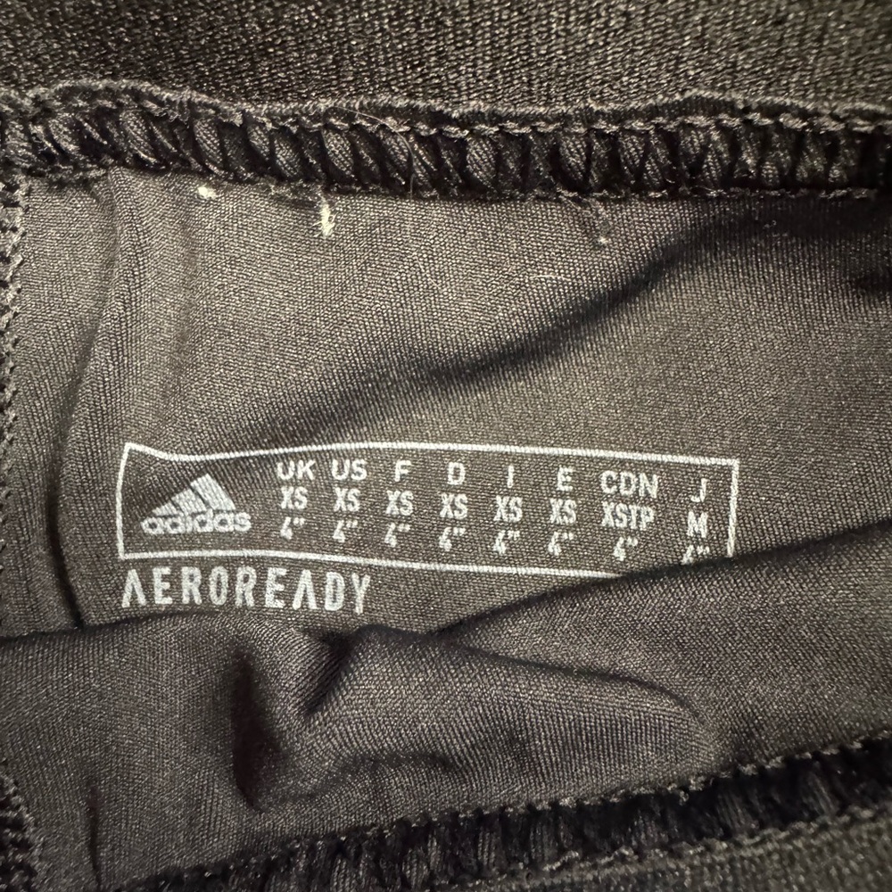 Adidas Women’s Size XS Black Aeroready Bicycle Bike Shorts Yoga Workout - Picture 2 of 4